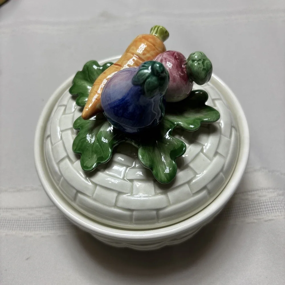 FITZ & FLOYD Kitchen Harvest Butter Tub Covered Dish Bowl Lid Rare FF Vegetables